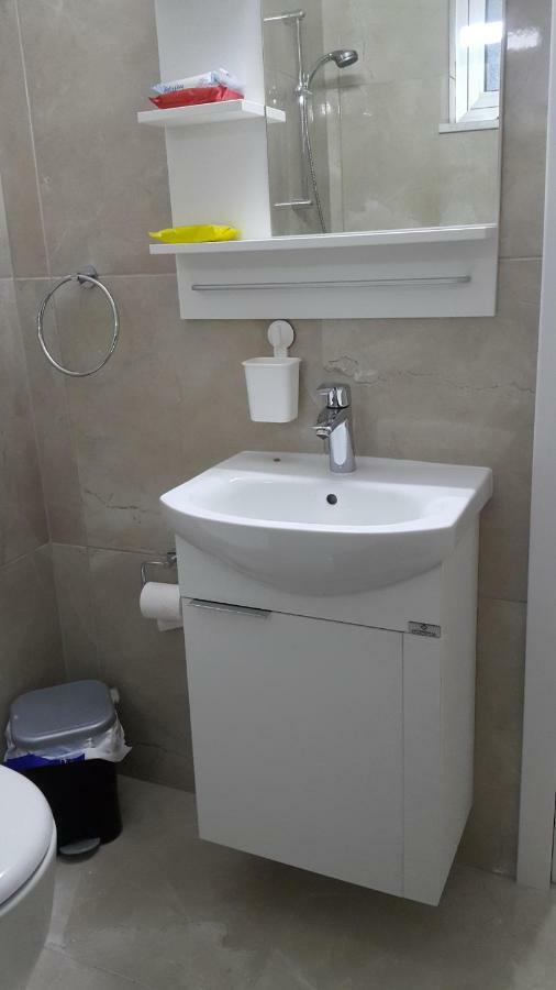 Chris's - Ayía Nápa